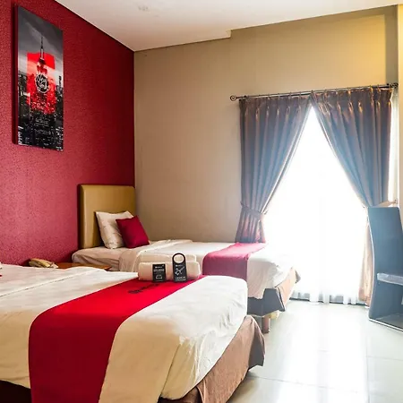 Reddoorz Plus Near Blok M Square-3
